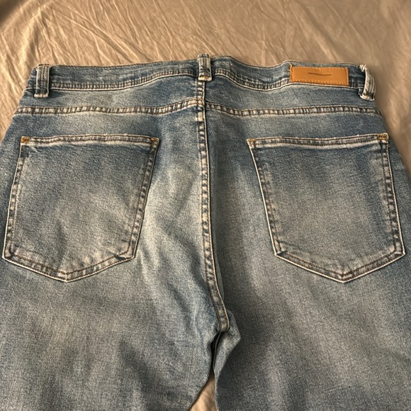 Only worn once Zara mens jeans in size 34 - Picture 4 of 6